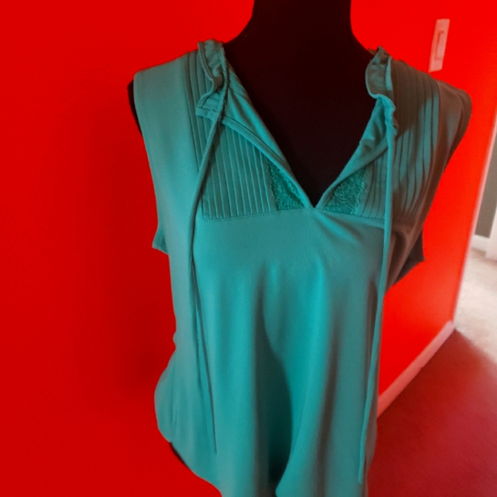 Womens casual top, Mint Green, size L